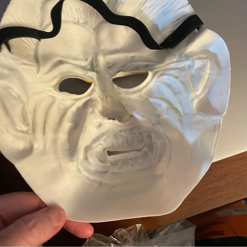 Vintage Dracula Rubber Madk